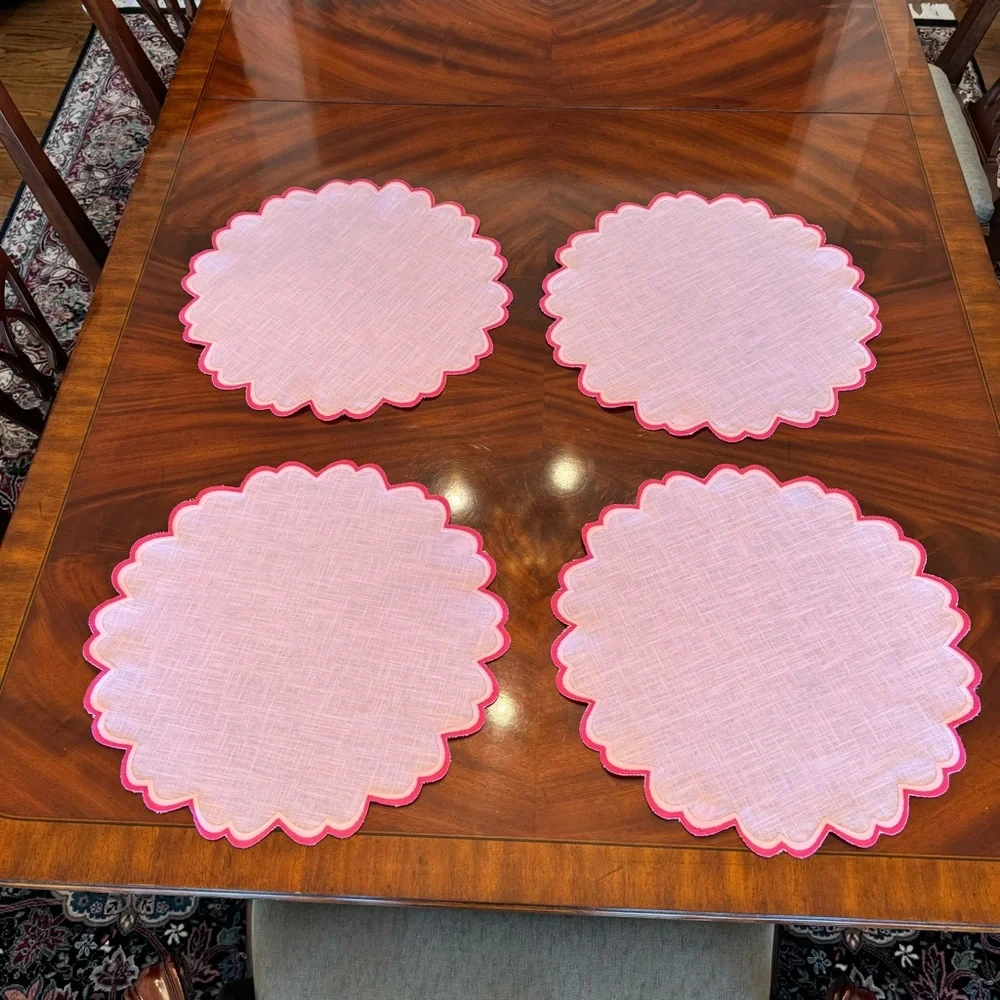NEW HMA Decor Society Social Pink Linen Scalloped Placemats Set of 4